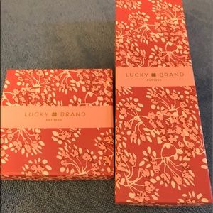 NWT Lucky Brand earrings/necklace set